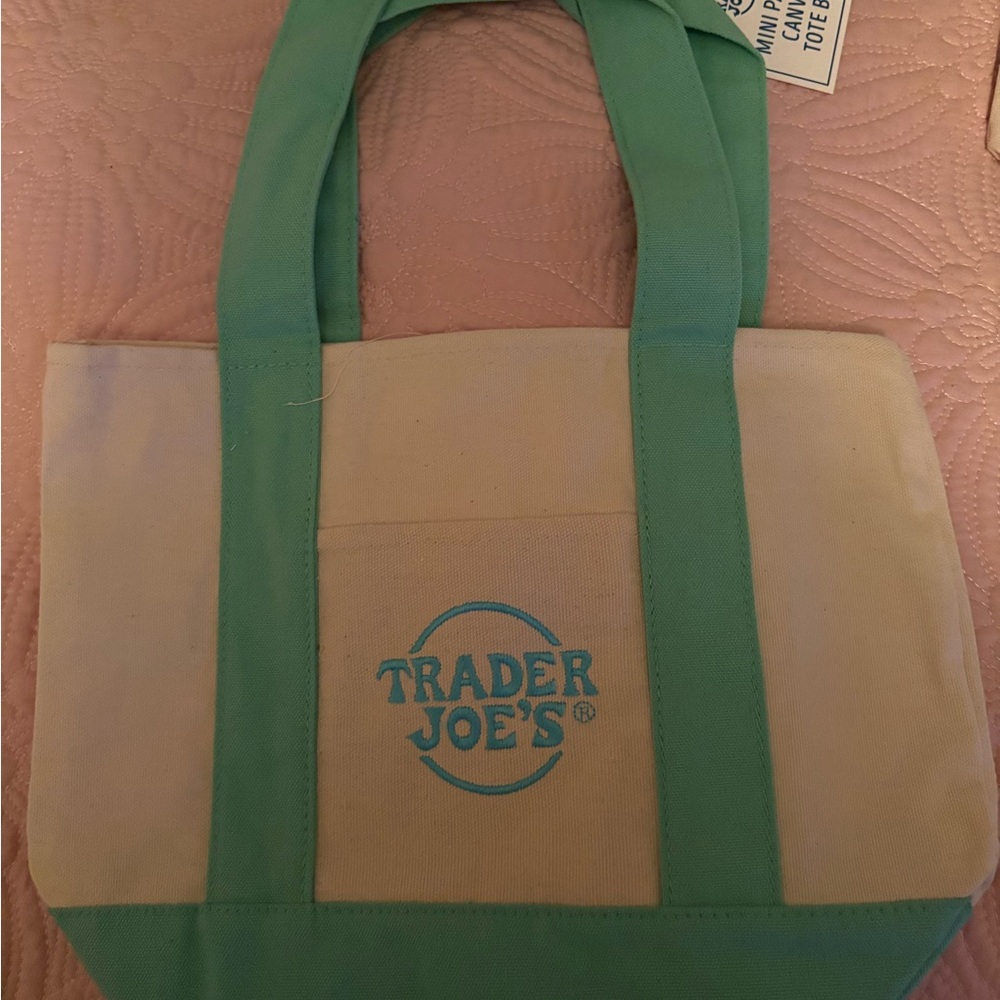 Green-Accent Canvas Tote Bag